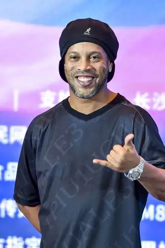 球人才的鼎