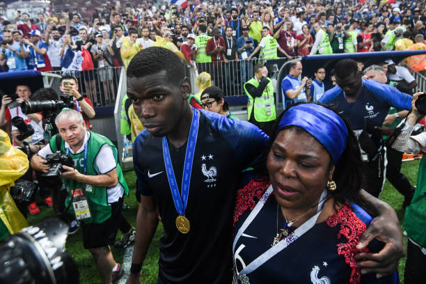 也暴露了利 也暴露了利