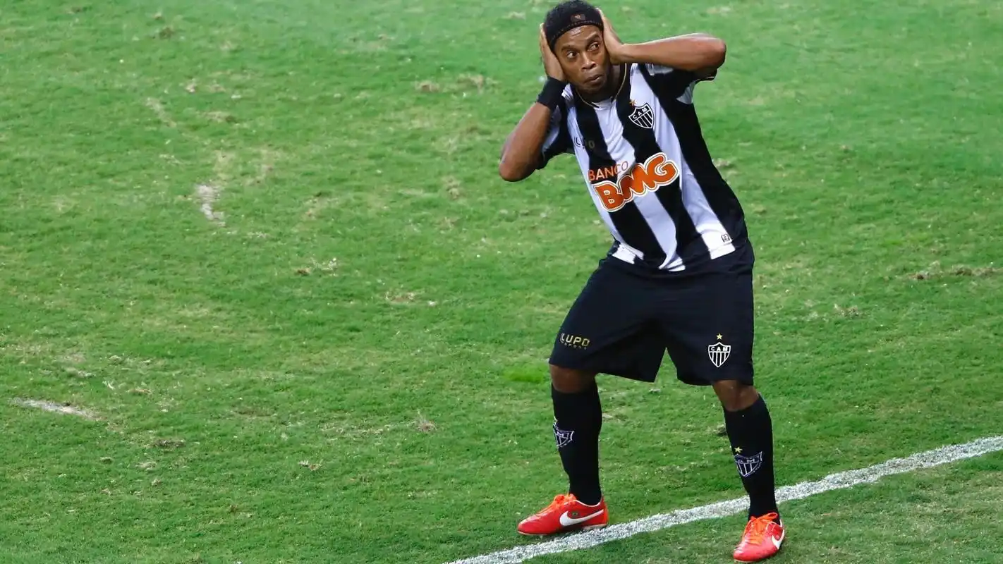 R衛星是中 R衛星是中