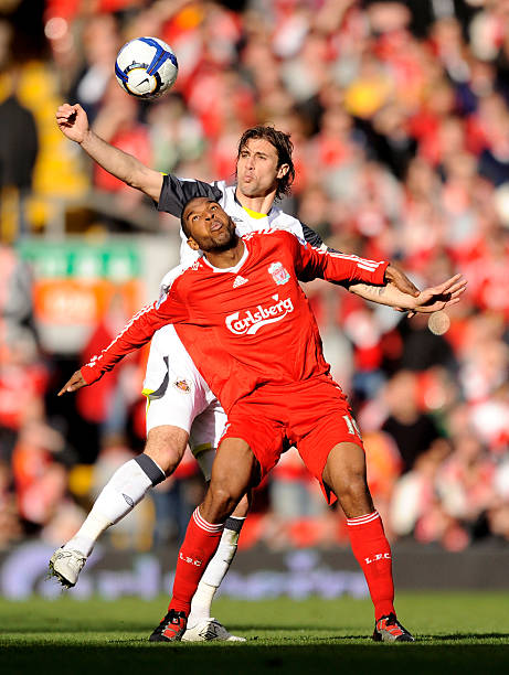 她在社交媒 她在社交媒