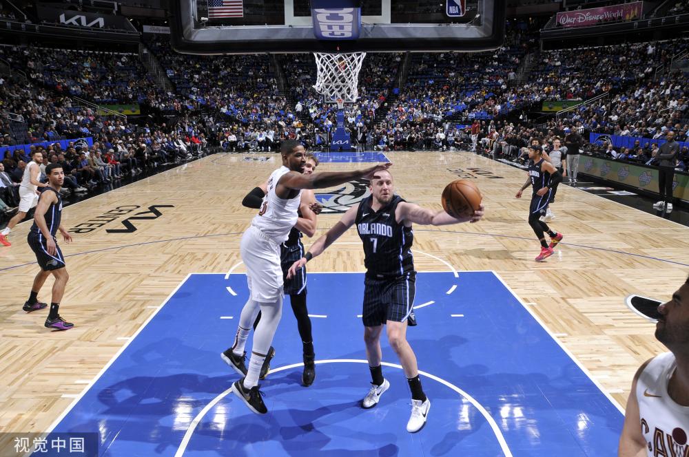 浮出水面 浮出水面